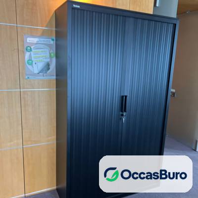 Armoire haute à rideaux en métal noir avec serrure – reconditionnée