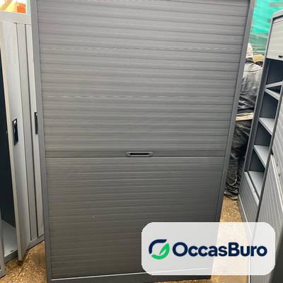 Armoire haute à rideaux, métal anthracite – reconditionnée