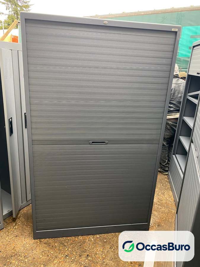 Armoire haute à rideaux, métal anthracite – reconditionnée