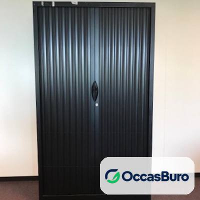 Armoire haute tout noir à rideaux et serrure à clé – reconditionnée