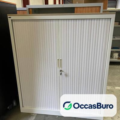 Armoire métallique moyenne beige à rideaux et serrure – reconditionnée