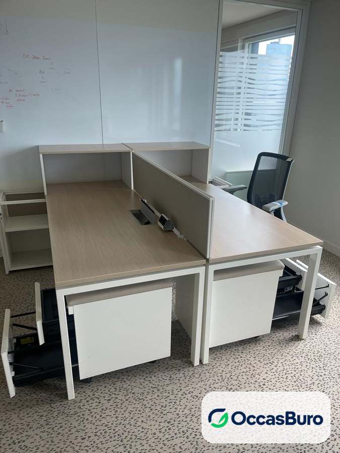 Bench 2 postes chêne clair, écran tissu gris et caissons – reconditionné