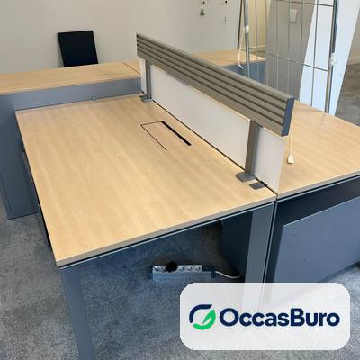 Bench érable 2 postes, écran à lames et trappes câbles – reconditionné