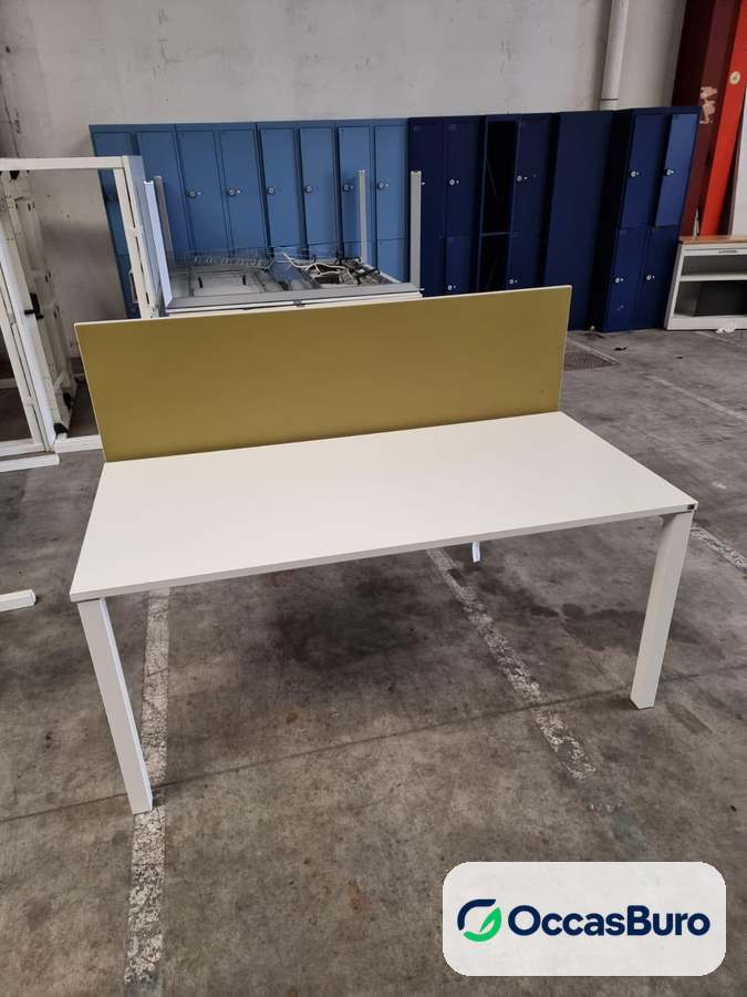 Bench face à face 2 postes blanc, écran tissu vert anis – reconditionné
