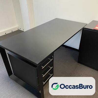 Bureau de direction noir reconditionné, caisson à tiroirs intégré