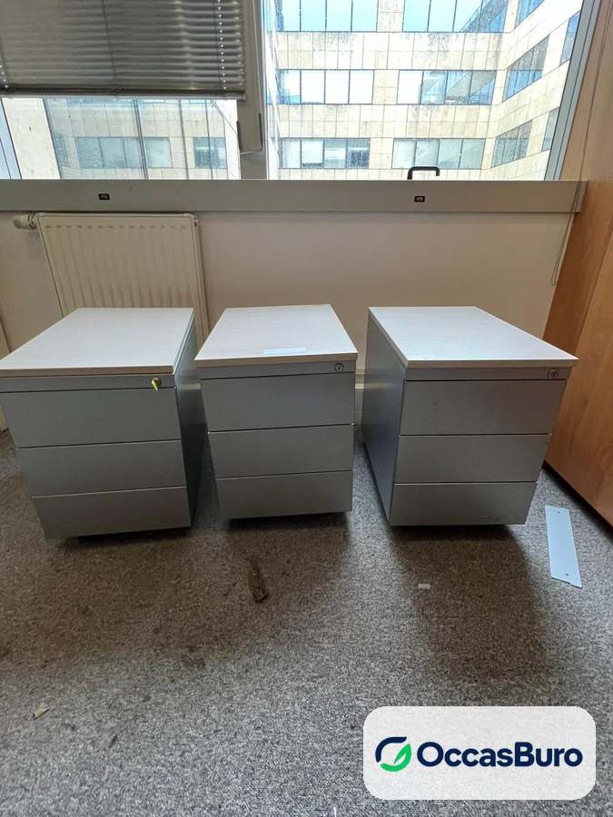 Caisson mobile métal gris 3 tiroirs avec serrure – reconditionné