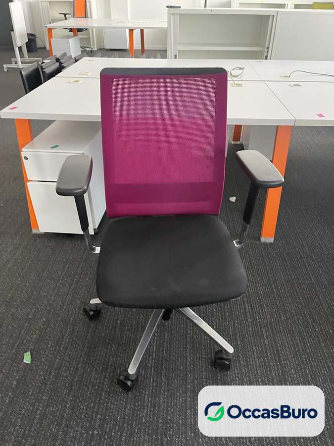 Fauteuil ergonomique reconditionné, résille fuchsia, vert anis ou orange