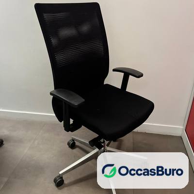 Fauteuil haut de gamme résille noire, base alu poli – reconditionné