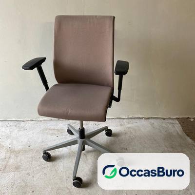 Steelcase Think en tissu taupe, dossier à lamelles noires – reconditionné