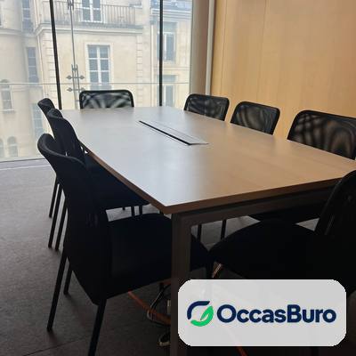 Table de réunion 8 places finition bois grisé avec trappe – reconditionnée