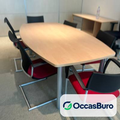 Table de réunion forme tonneau hêtre clair 6-8 places – reconditionnée