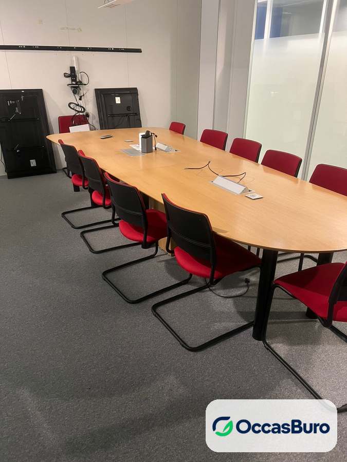 Table de réunion ovale en bois clair pour 16, reconditionnée