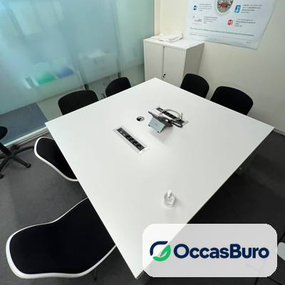 Table de réunion rectangulaire blanche avec top access, 6 à 8 places