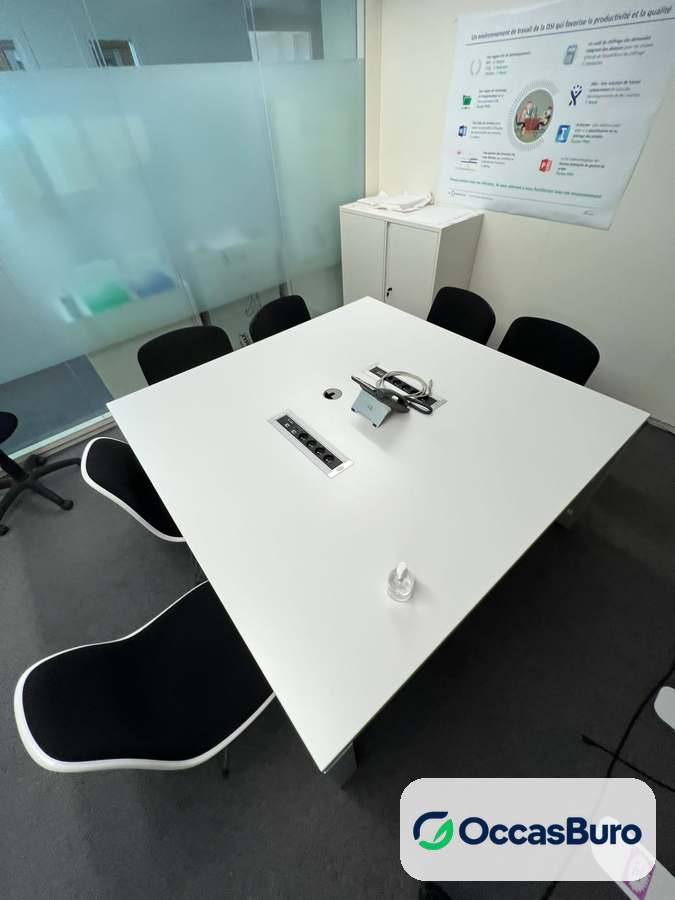 Table de réunion rectangulaire blanche avec top access, 6 à 8 places
