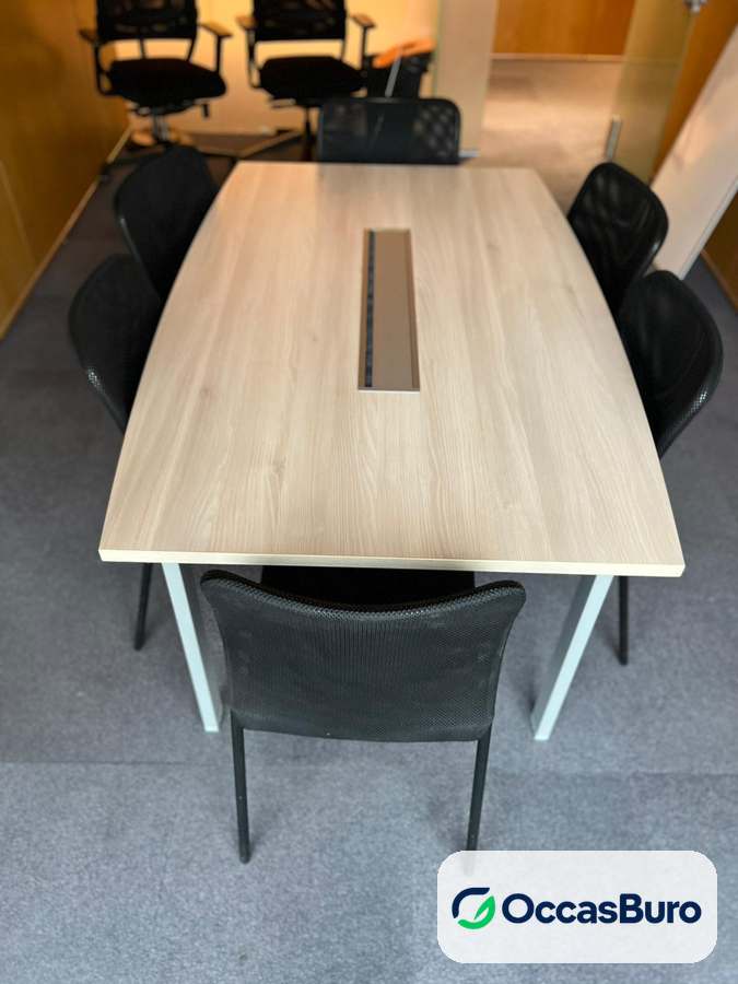 Table de réunion tonneau 6-8 places bois clair, pieds blancs