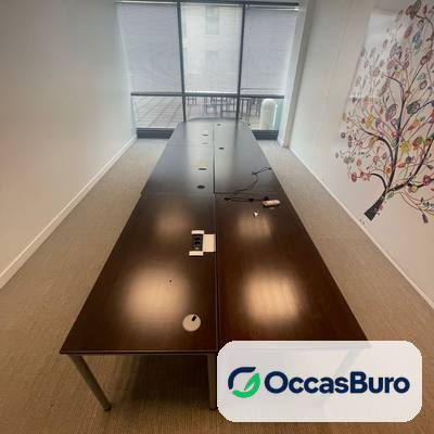 Table de réunion wengé 8 à 10 places, trappes – reconditionnée